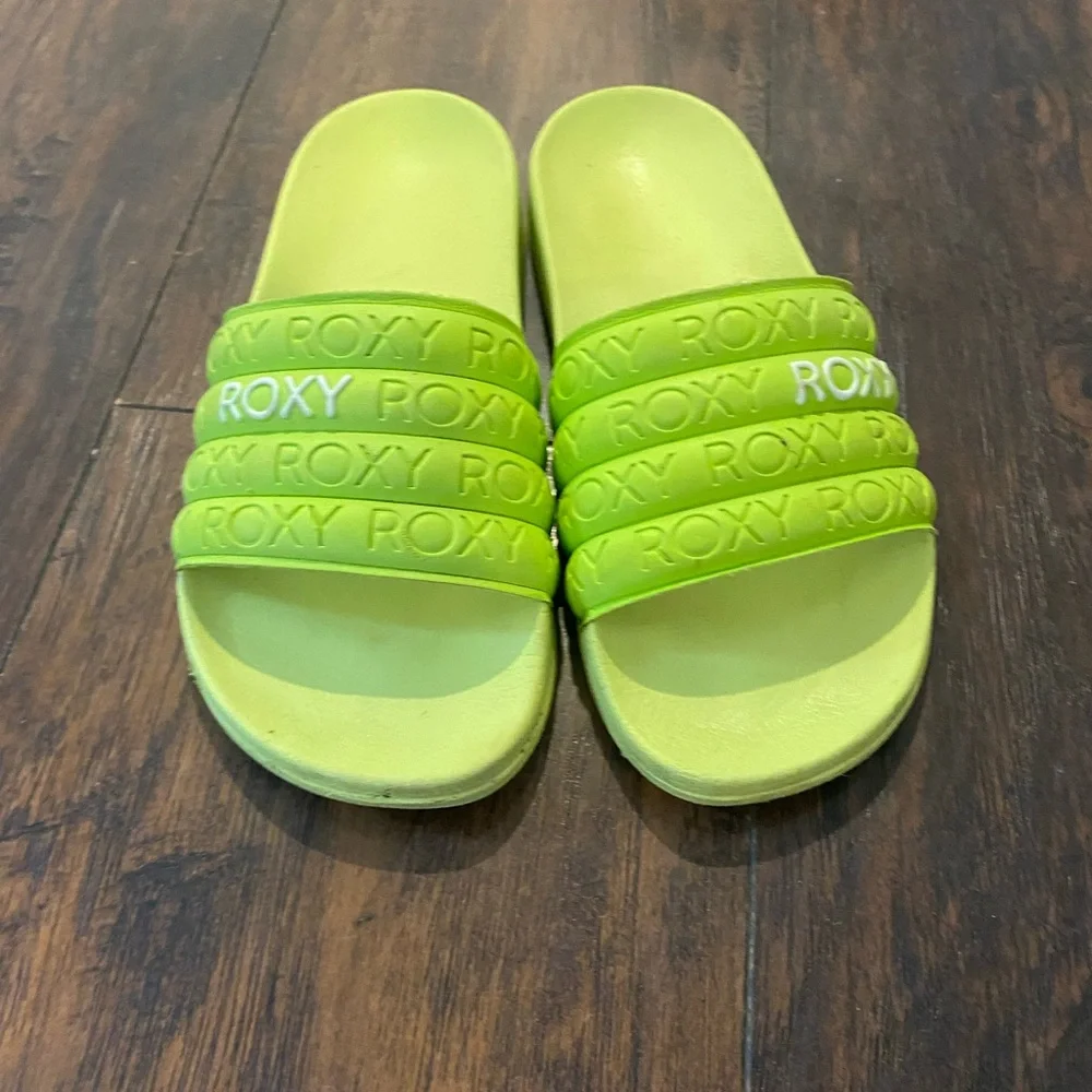 Green Roxy sandals - Picture 5 of 5